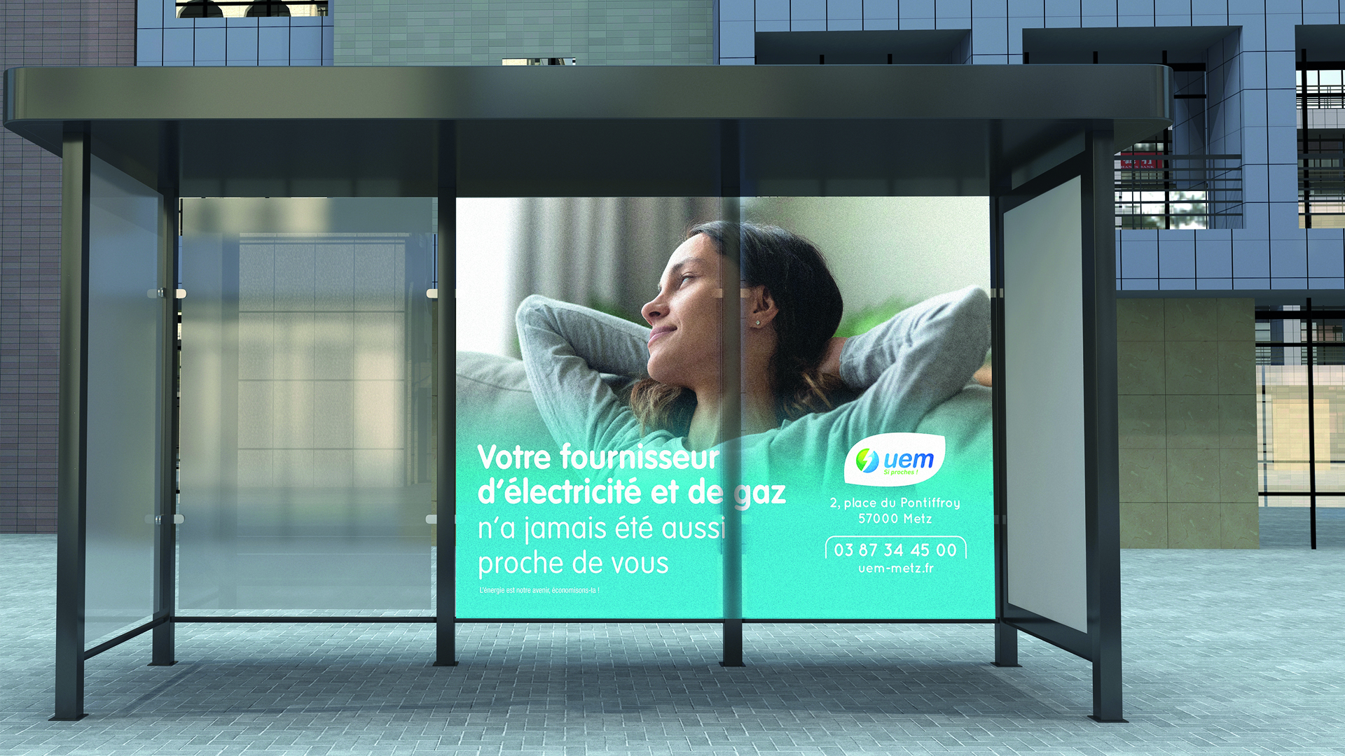 Campagne UEM dans un abris bus